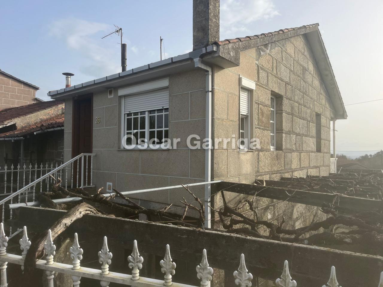 PRECIOSA Y ACOGEDORA CASITA DEL RURAL GALLEGO, LISTA PARA ENTRAR A VIVIR. VIDUEDO, CEA, OURENSE.