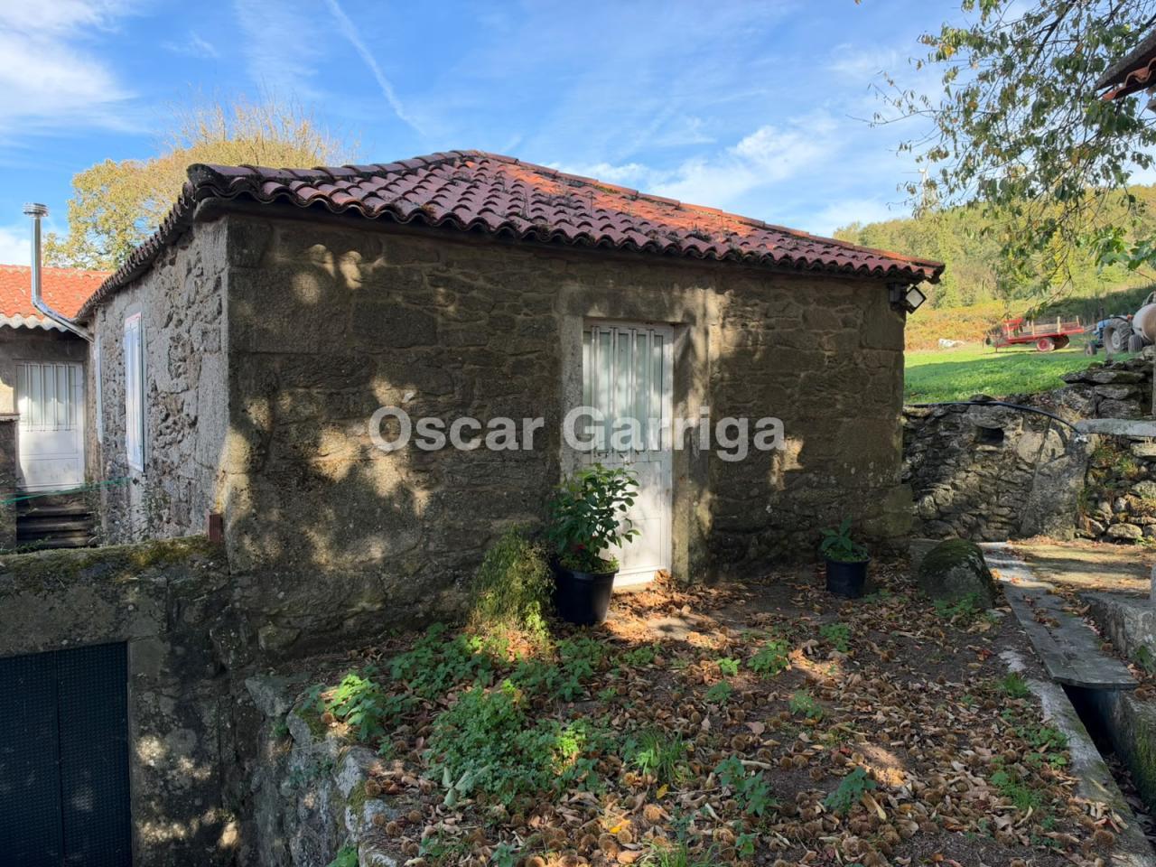 ¡SE VENDE UN EXTRAORDINARIO PACK INMOBILIARIO EN PLENA GALICIA RURAL!  FONTELAVADOIRA / VILANOVA - RODEIRO (PONTEVEDRA)